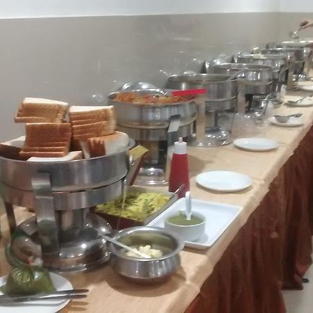Hotel Delux Inn Agra  Εξωτερικό φωτογραφία
