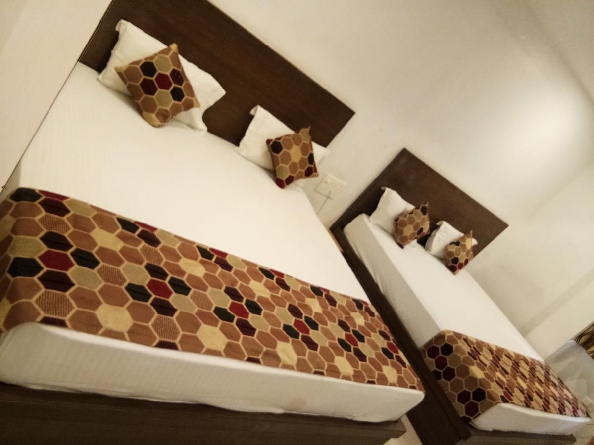 Hotel Delux Inn Agra  Εξωτερικό φωτογραφία