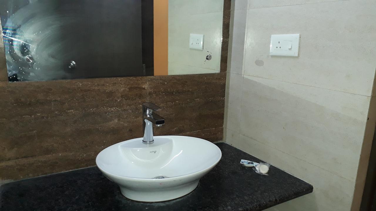 Hotel Delux Inn Agra  Εξωτερικό φωτογραφία